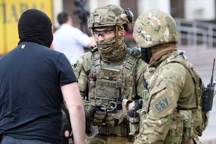 Дело "кошелька Зеленского" Миндича далеко от завершения: публикация компромата потянет на дно всю коррупционную верхушку Киева