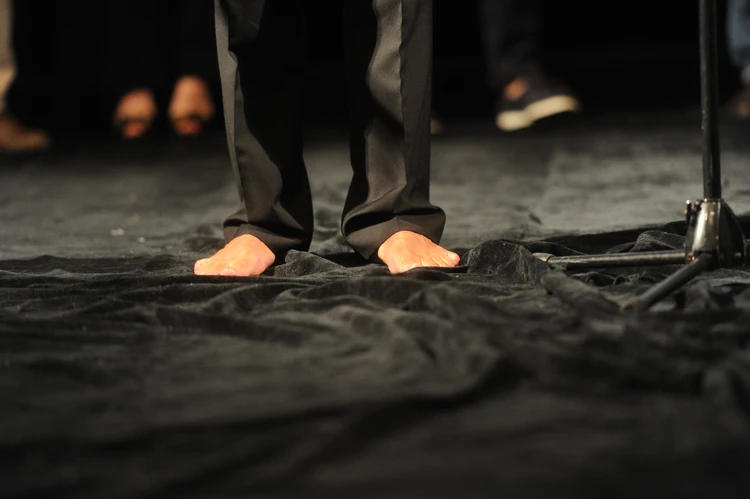 Двое молодых людей стали жертвой странной кражи в Советском округе Омска