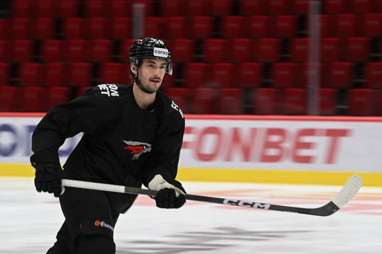 Максим Лажуа: «Авангард» смог успешно противодействовать «Трактору» в его давлении»