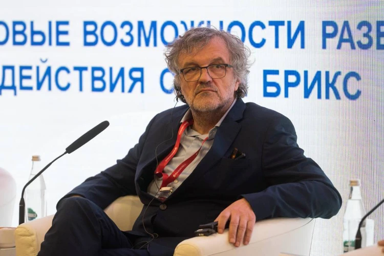 Фильм с участием Эмира Кустурицы снимут в Петербурге