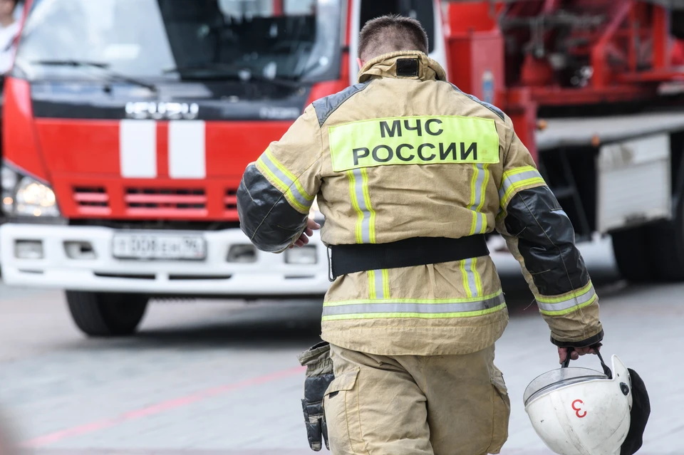 В Улан-Удэ возник пожар в многоэтажке, трое детей отравились угарным газом