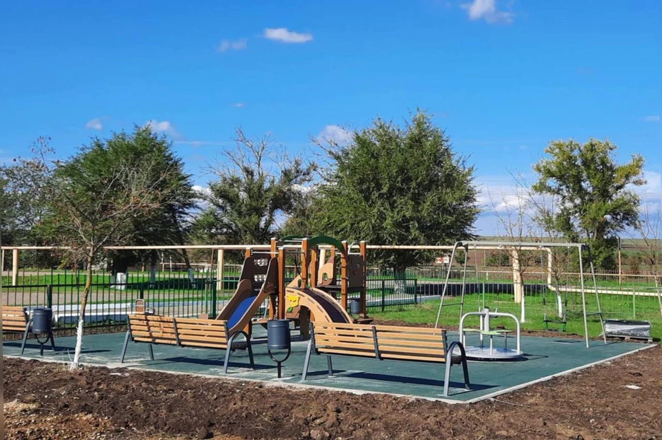 Детскую площадку построили в Новоселицком округе Ставрополья. Фото: администрация Новоселицкого округа