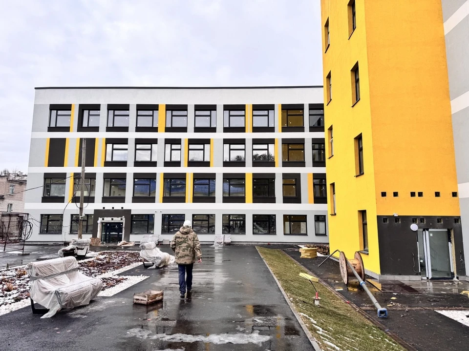 В Березовском до конца года отроется четырехэтажная двухсекционная детская больница. Фото: telegram-канал губернатора Свердловской области Дениса Паслера.