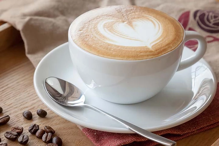 Капучино как в кофейне: от классики до рецептов со сладкими добавками
