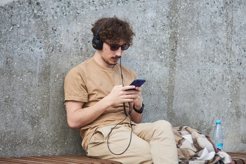 Поколение Z угрожает экономике России: уход из промышленности, текучка и «дуркинг»