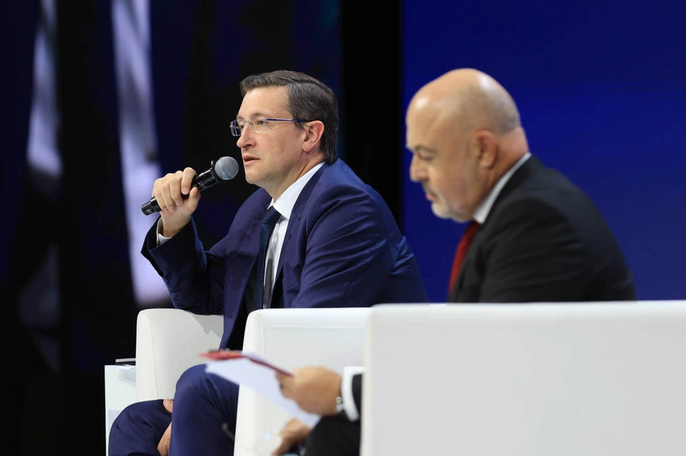 Встреча Глеба Никитина с бизнесменами продолжалась больше четырех часов. ФОТО: Никита Духник.