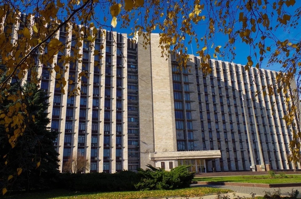 Дмитрий Гарцев возглавлял Министерство здравоохранения Республики с 17 декабря 2024 года. Фото (архив): ТГ/Толстыкина