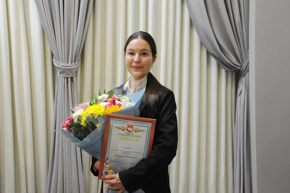 За проявленную блительность Евгению Емурашину наградили в полиции. Фото: ГУ МВД России по Пермскому краю.