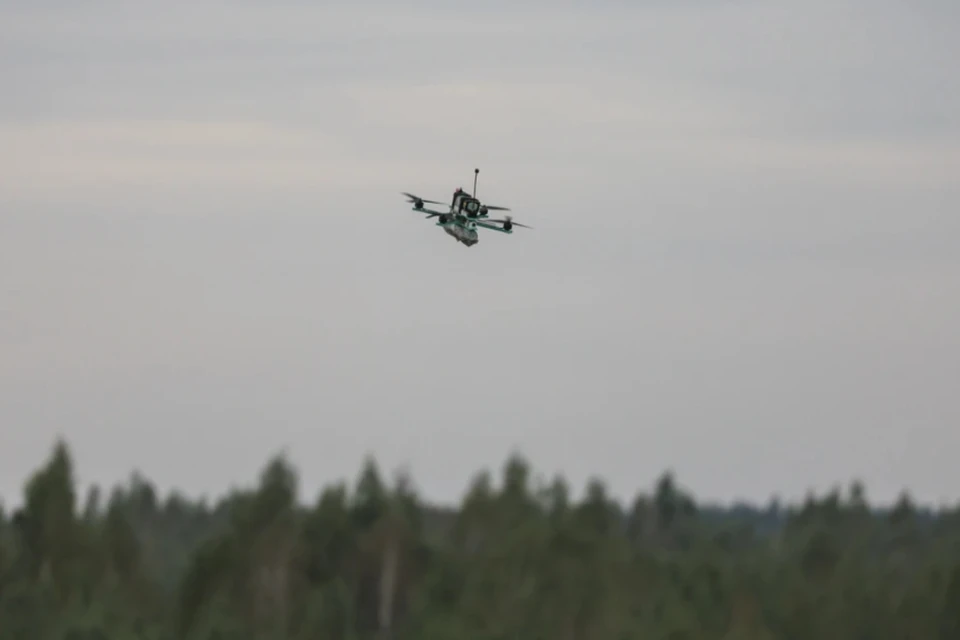 В Новороссийске дрон ВСУ упал на 16-этажный жилой дом