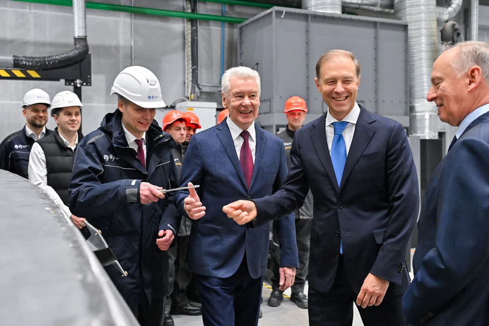 Сергей Собянин, Денис Мантуров и Николай Патрушев дали старт работе Московской верфи в Нагатинском Затоне.