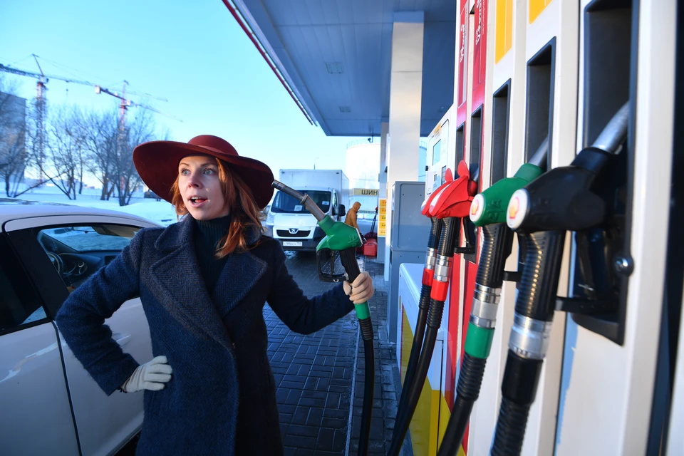 Цена на бензин растут потихоньку каждую неделю.