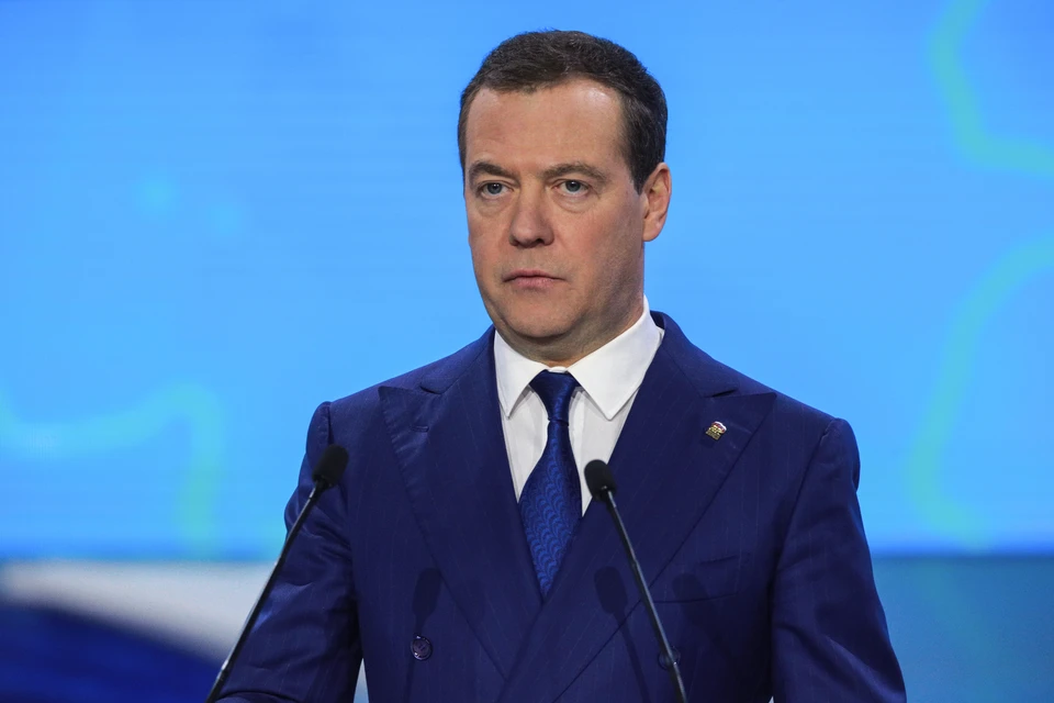 Замглавы Совбеза РФ Дмитрий Медведев