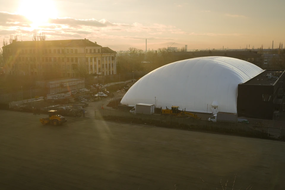 Новая ледовая арена в Мариуполе