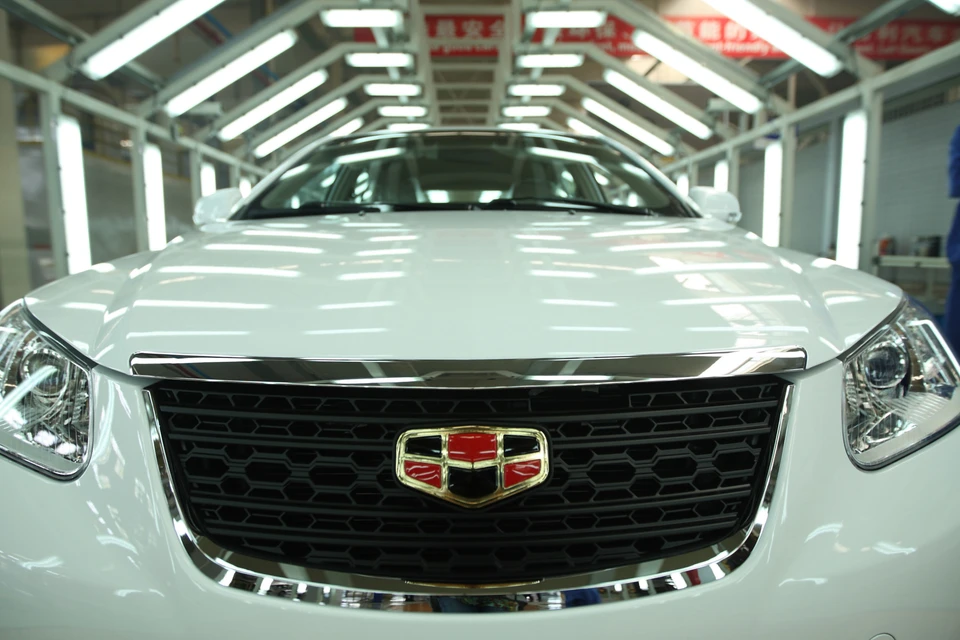 «Российская газета»: Geely Emgrand сняли с продаж в РФ