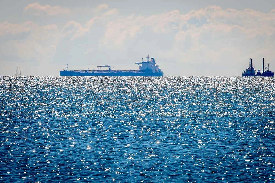 Нефтяные танкеры несколько раз подверглись атакам безэкипажных катеров