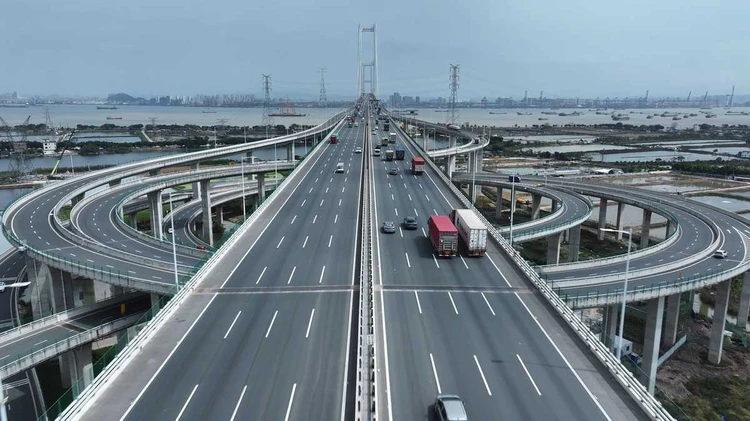 Депутат Федяев раскритиковал идею ограничить выдачу прав по возрасту: в чем суть