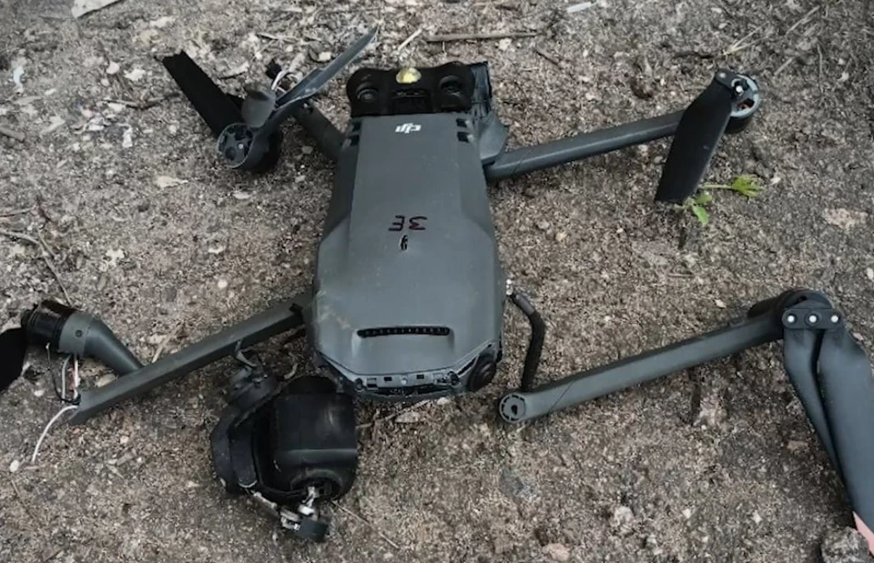 Взрывотехники ФСБ России по ДНР успешно обезвредили вражеские БПЛА