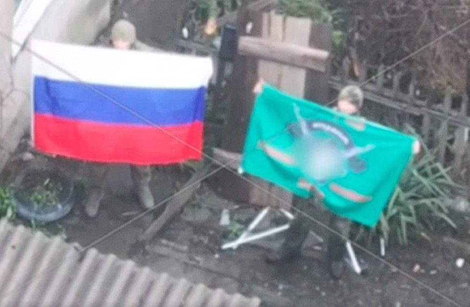 Мотострелки показали драпающих из донецкого Ровное украинских боевиков