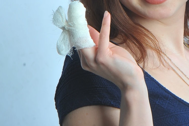 Дернула за веревочку и понеслось: посетительница кафе откусила палец женщине в Хабаровске