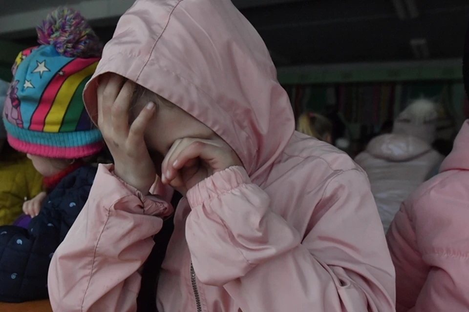 Брошенные дома малыши могут попасть в большую беду.