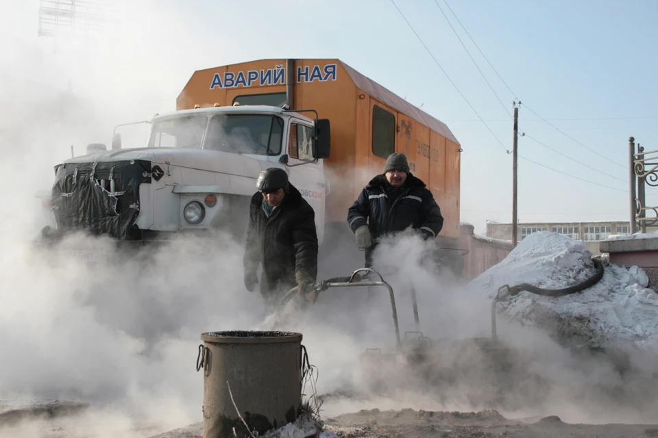В Ульяновске обнаружили аварийный участок теплосети на Полбина