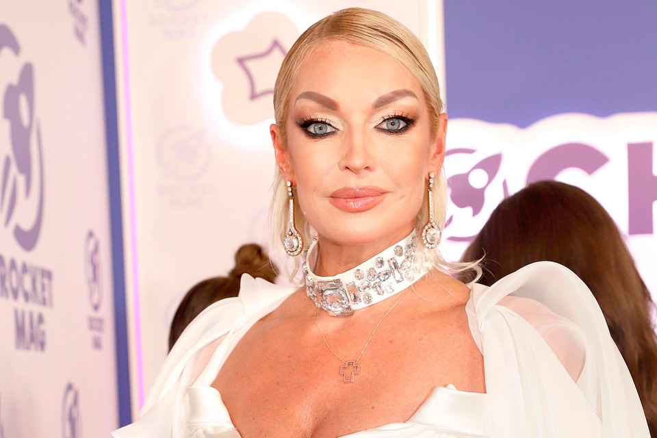 Сколько звезды получают за скандалы: Волочковой заплатили 1,5 млн за признание в алкозависимости, а гонорары Долиной упали после суда за квартиру