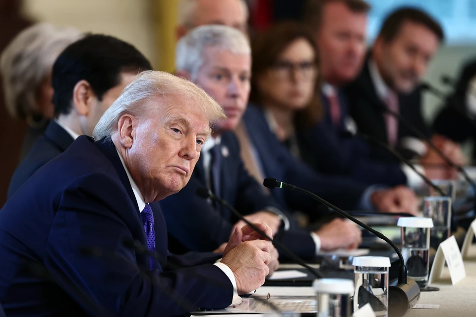 Politico заявила, что ЕС вынужден дать отпор Трампу из-за презрения к Европе