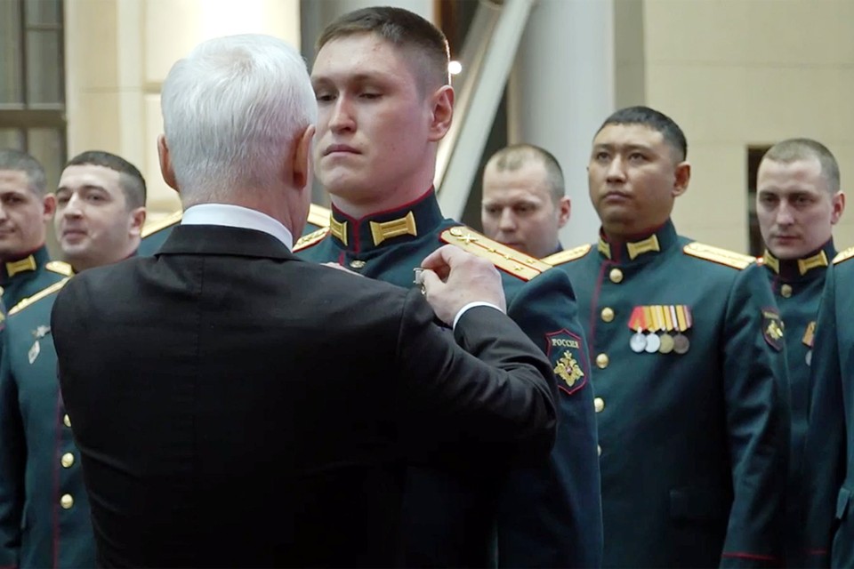 Андрей Белоусов поздравил Героев России с присвоением высшей награды