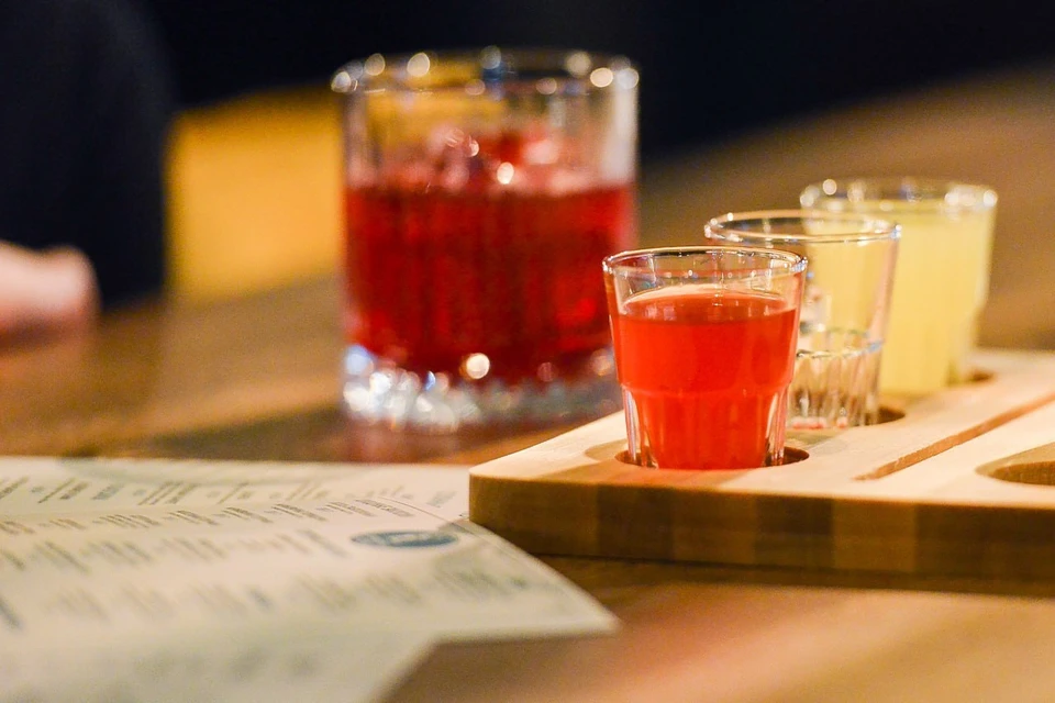 Онищенко предупредил о риске роста алкогольных психозов весной из-за депрессии