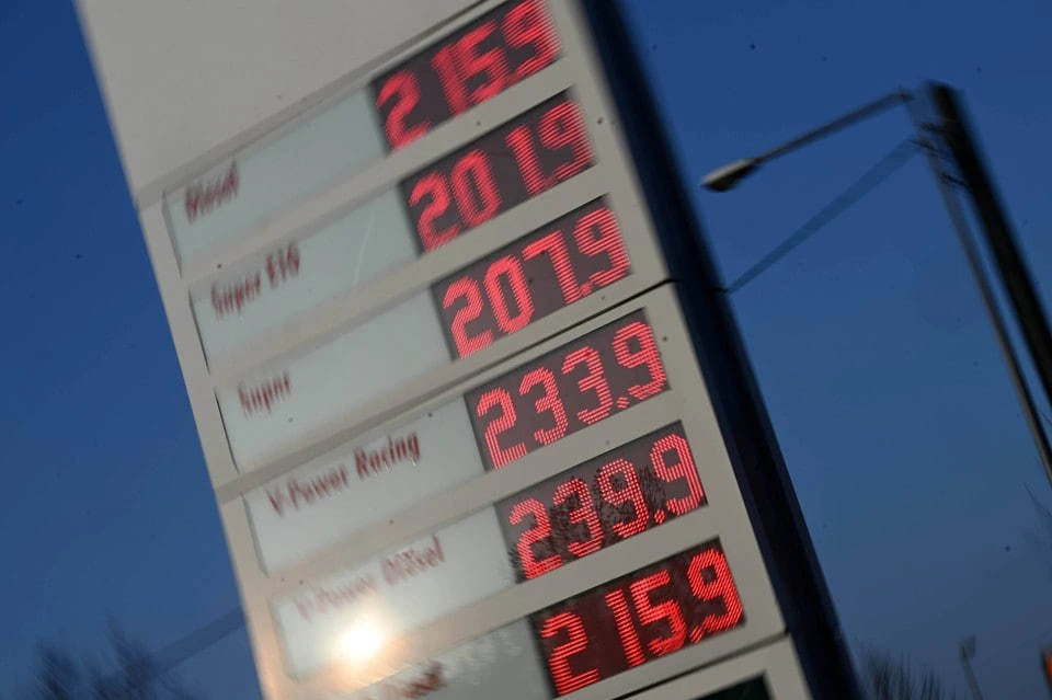 Бензин в США впервые с 2022 года подорожал до $4 за галлон