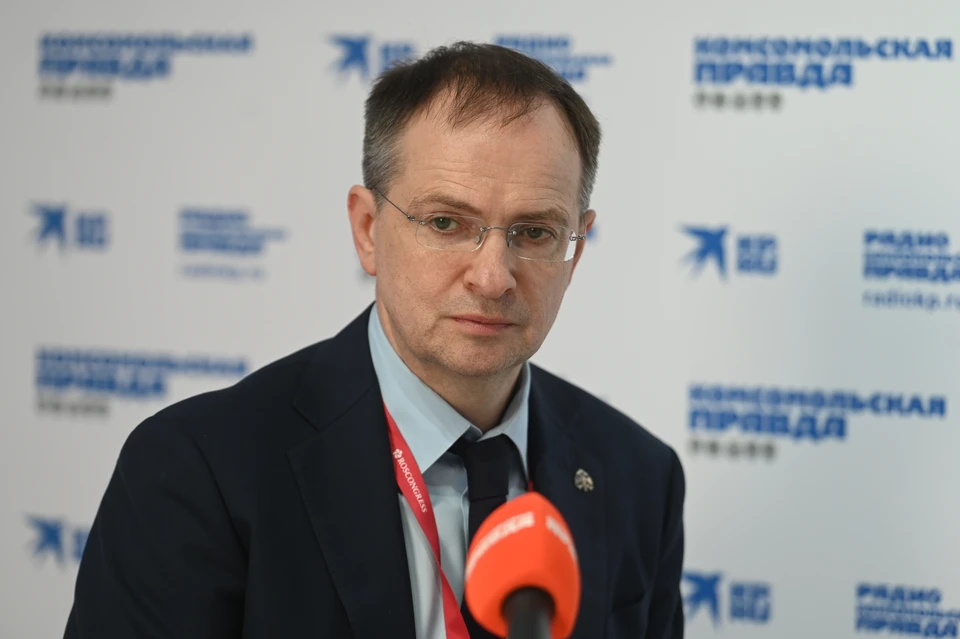 Мединский осудил смену национальности художника Репина в финском музее