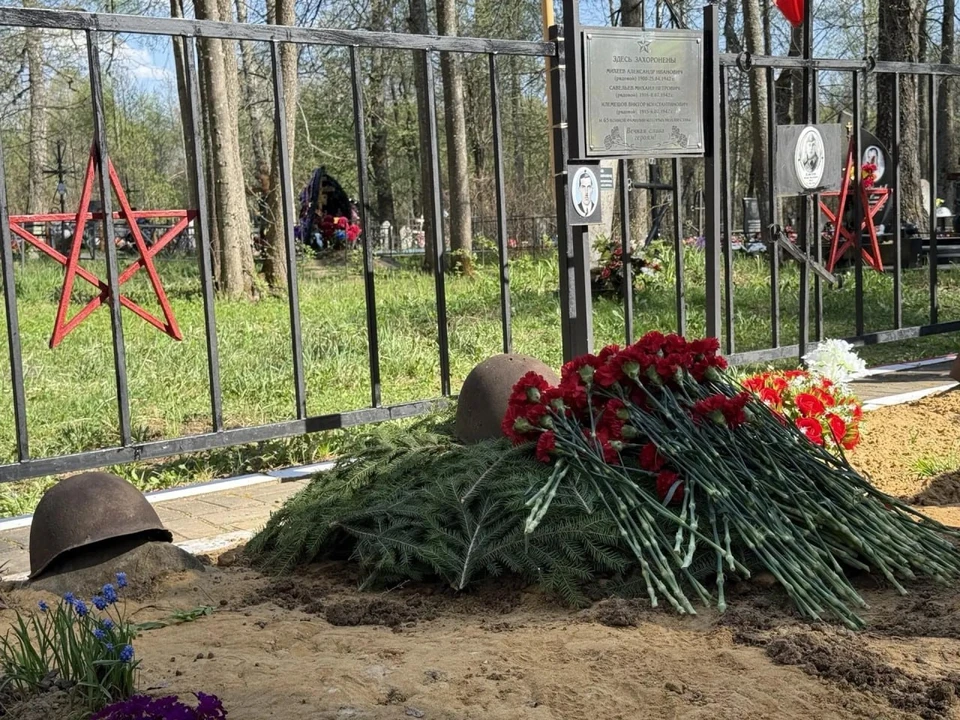 В деревне Покров перезахоронили останки неизвестного солдата.