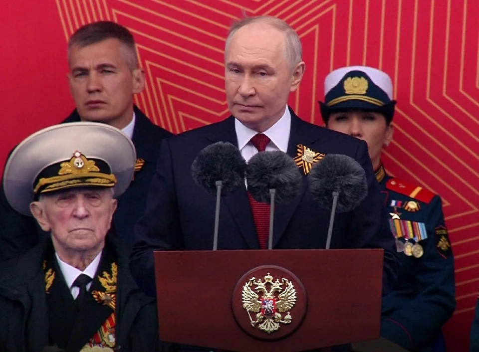 Несмотря ни на что, наши герои идут вперед, подчеркнул Владимир Путин. Фото: kremlin.ru