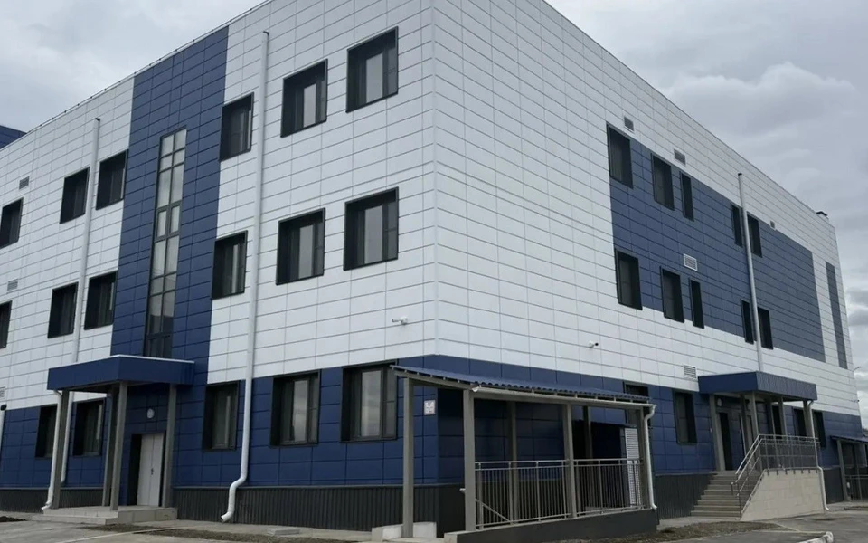 В Уяре строится новая школа на 550 мест. Фото: администрация Уяра