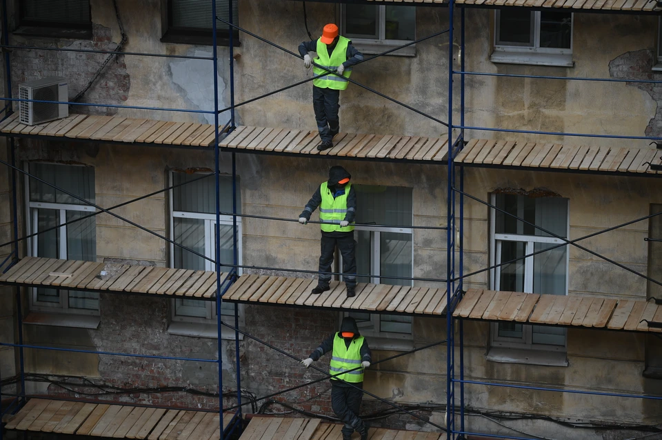 Специалисты отреставрировали фасады на Невском проспекте и не только.