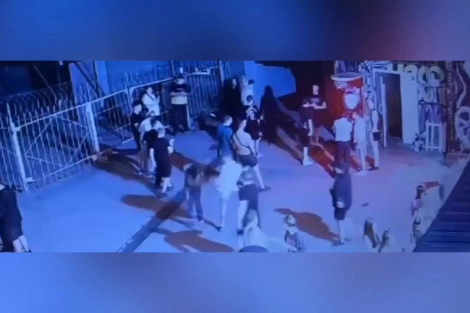 Новосибирец поссорился с незнакомцем у бара и ударил его кулаком и ногой по голове. Фото: пресс-служба прокуратуры Новосибирской области.