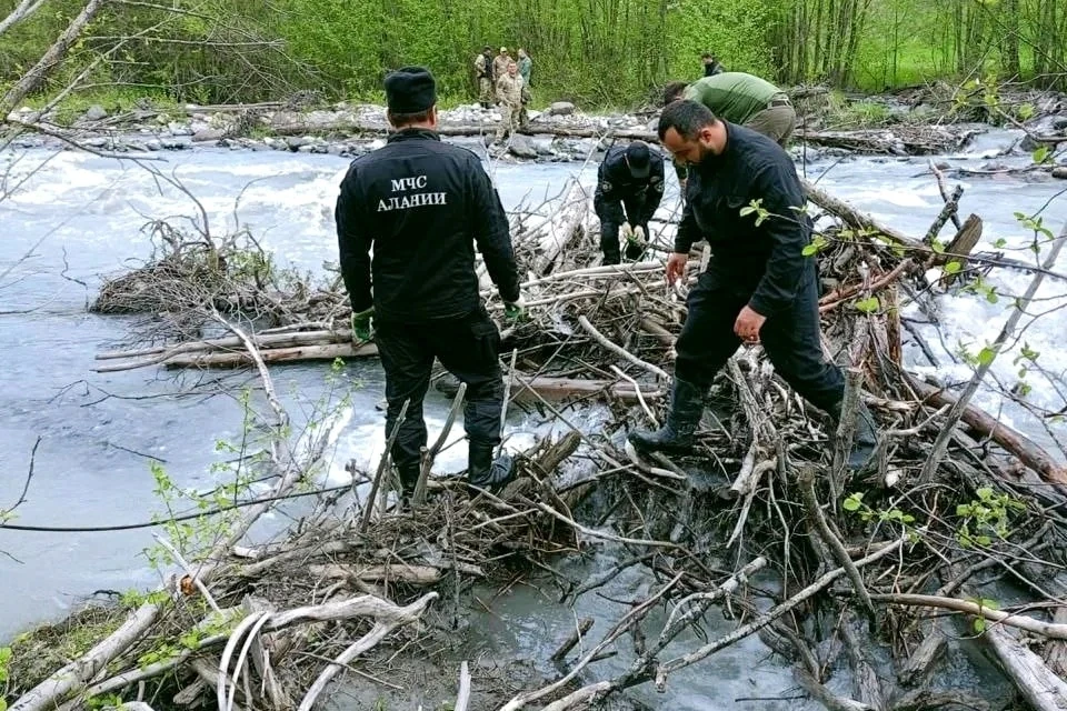 Тело гражданки РФ обнаружили примерно в 35 километрах от места происшествия. Фото: МЧС Республики Южная Осетия