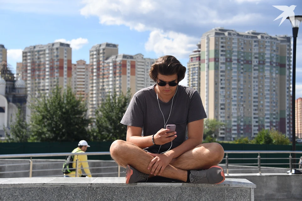 РИКЗ будет сообщать о результатах ЦЭ через SMS. Фото носит иллюстративный характер.