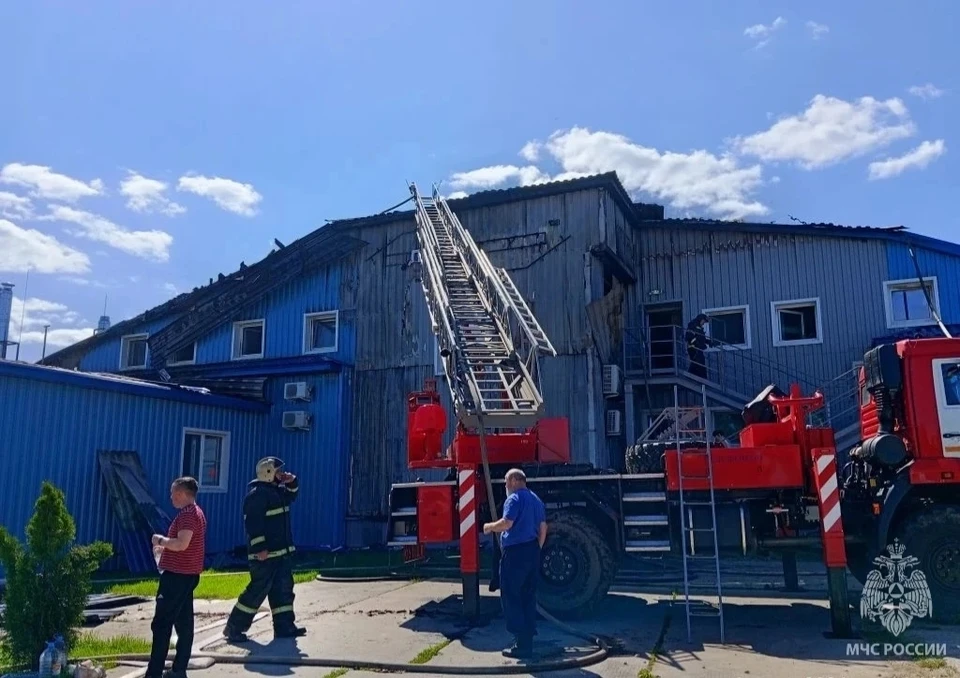 Текстильная фабрика загорелась в Нижегородской области 6 июня.