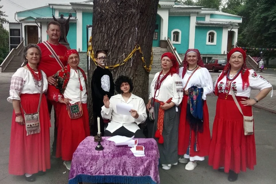 Представлено организаторами