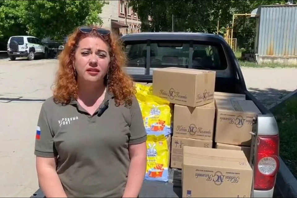 300 килограммов стирального порошка передали больнице в Геническе. Фото: Народный фронт Херсонской области