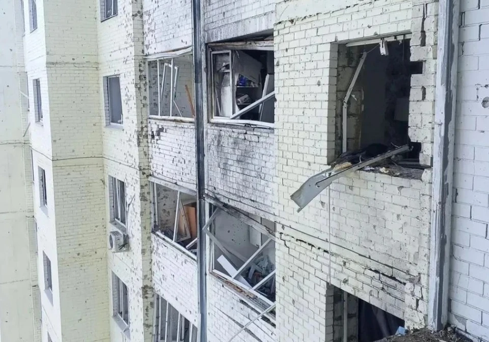 Почти 100 квартир и 40 авто повреждены после удара БПЛА по жилому дому в Орле. Фото: официальный канал Андрея Клычкова