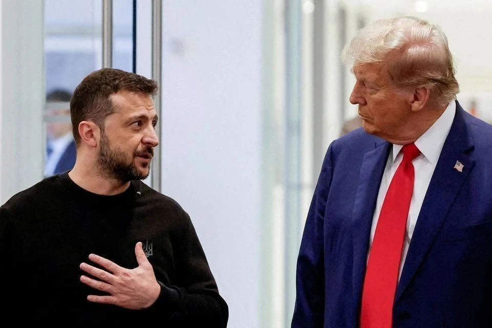 РИАН: кадры приветствия Трампа и Зеленского скрыли от публики