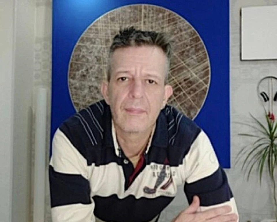 Мексиканский художник, которого хотели выдворить из России, пока остается в Ульяновске