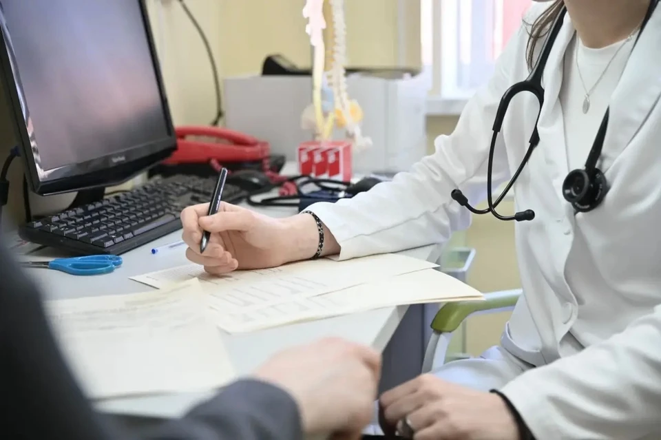 Пациентов принимают круглосуточно.