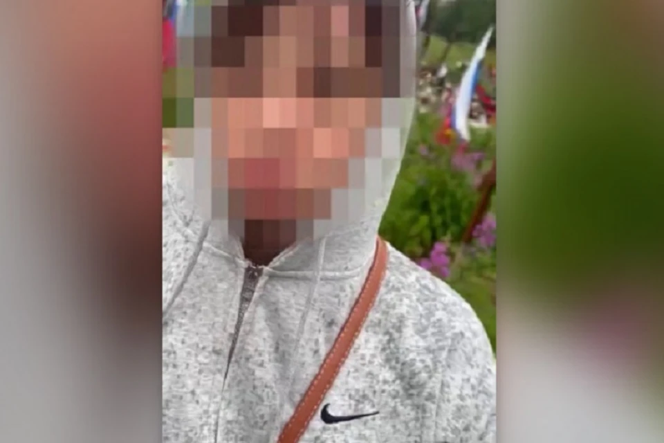 Девушка сфотографировала десятки могил. Фото: скриншот видео