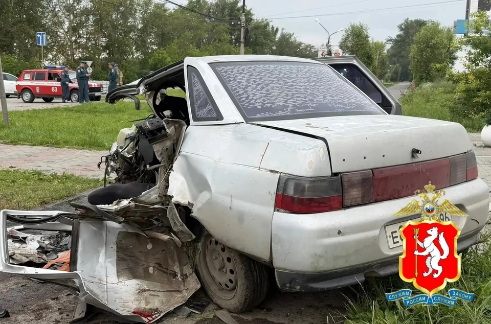 В «десятке» никто не выжил. Фото: Госавтоинспекция Свердловской области