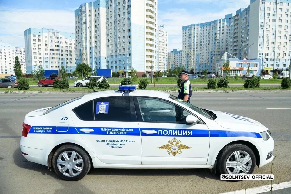 В любое время суток и при любой погоде инспекторы несут свою непростую службу. Фото: Евгений Солнцев