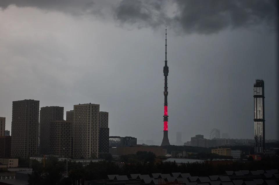 Сильный дождь, гроза и шквалистый ветер ожидаются в Москве 4 июля 2026 года