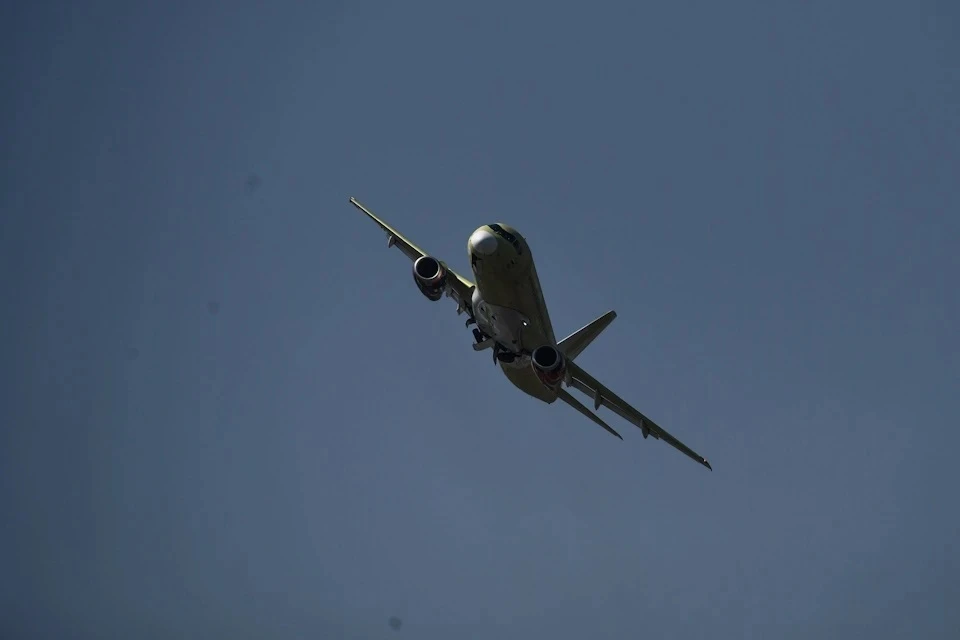 ОАК: замену двигателей в SSJ-100 будут оплачивать авиакомпании